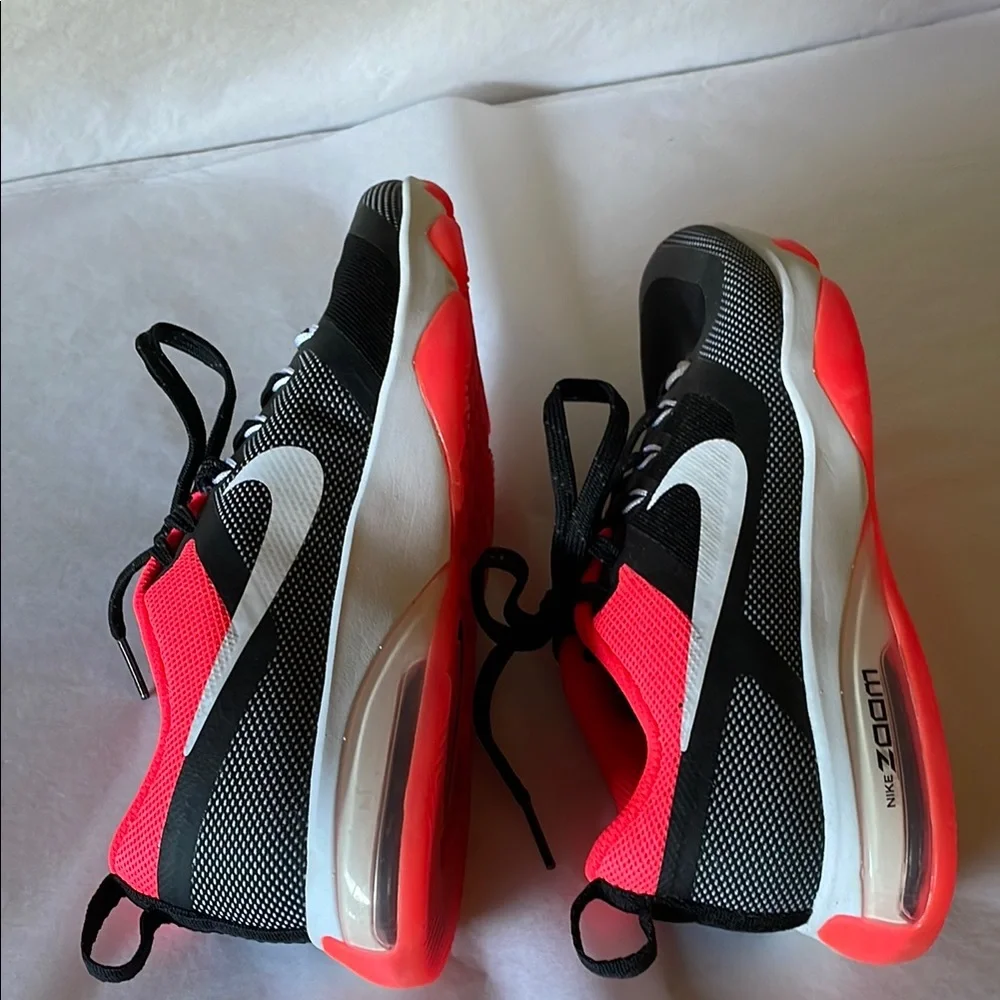 Nike step into